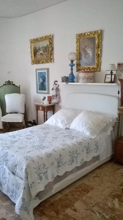 Bed And Breakfast Orsini Florence Bilik gambar